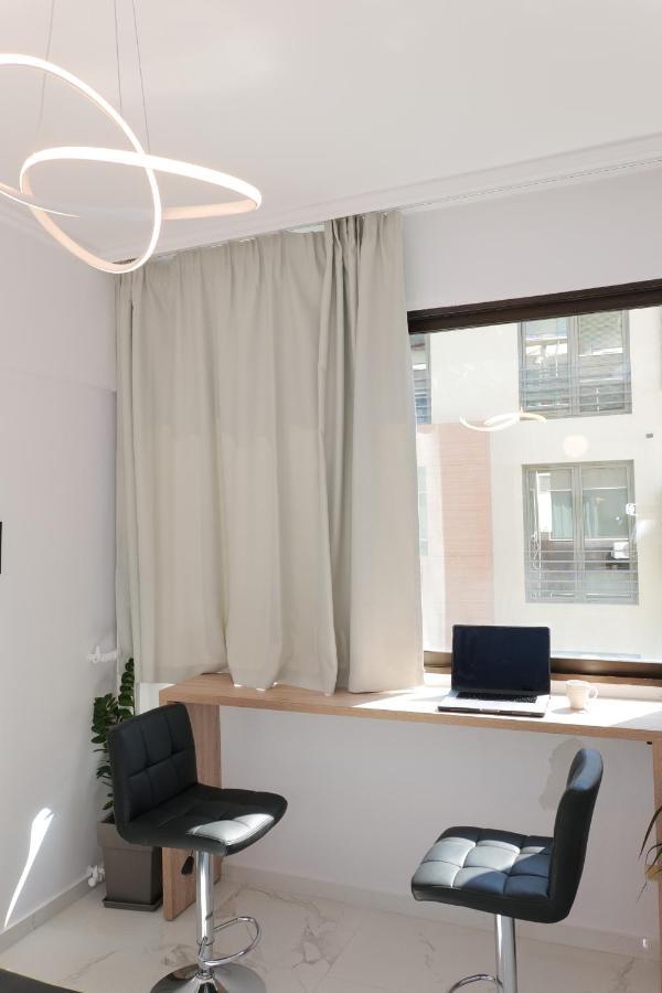 King'S Gambit Suite Thessalonique Extérieur photo